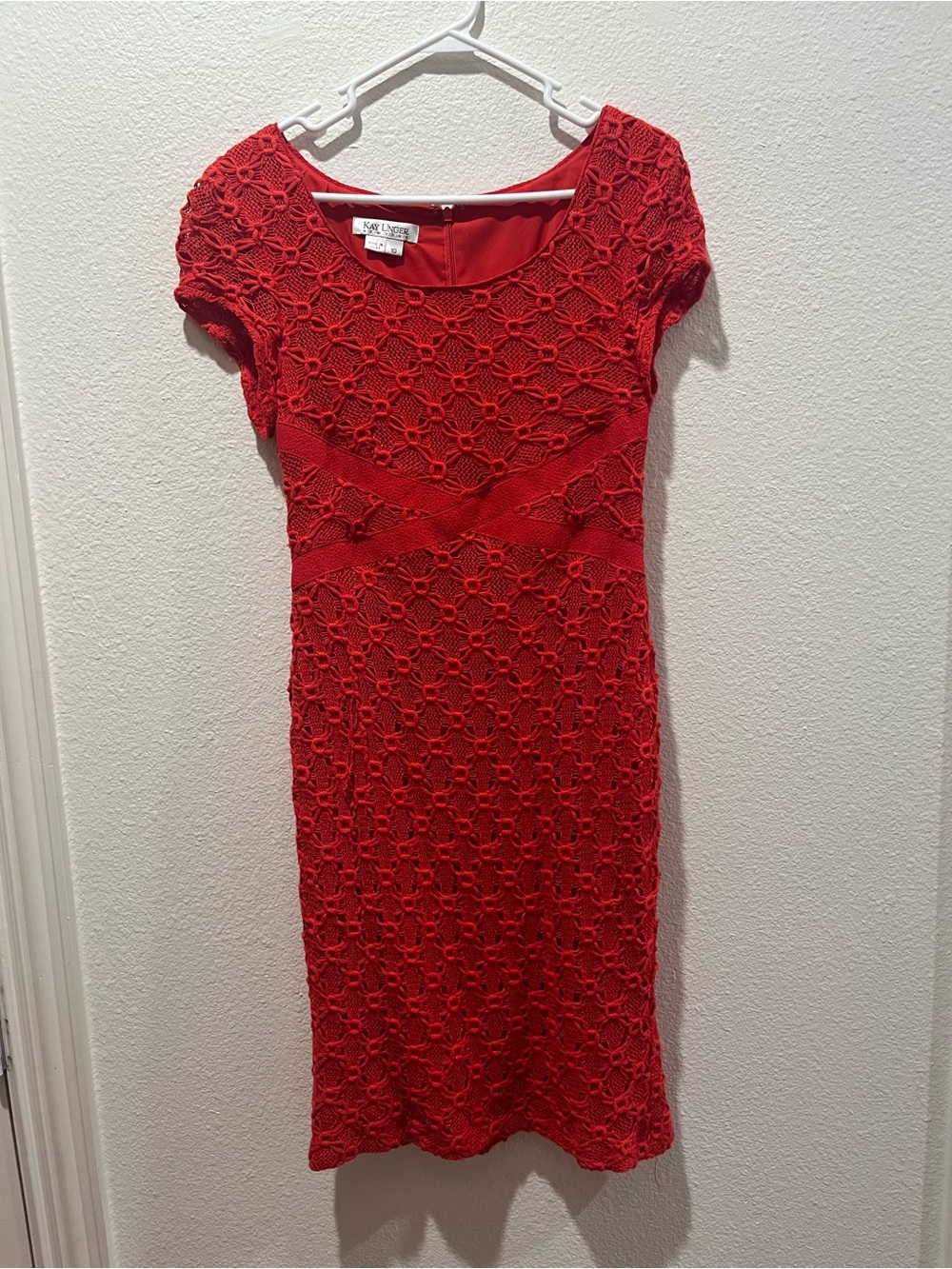 Kay Unger Red Crochet Cap-Sleeve Dress